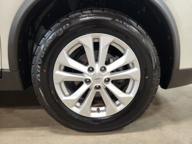 2016 Nissan Rogue SV - Photo 33