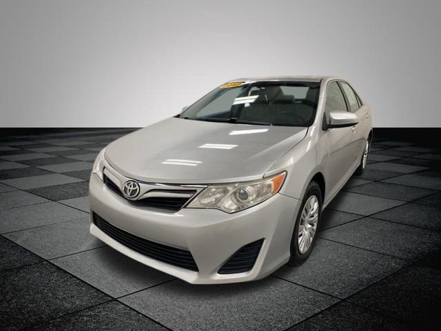 2012 Toyota Camry L photo 3