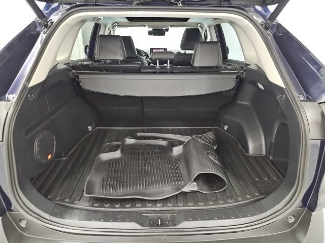 2020 Toyota RAV4 Limited - Photo 33