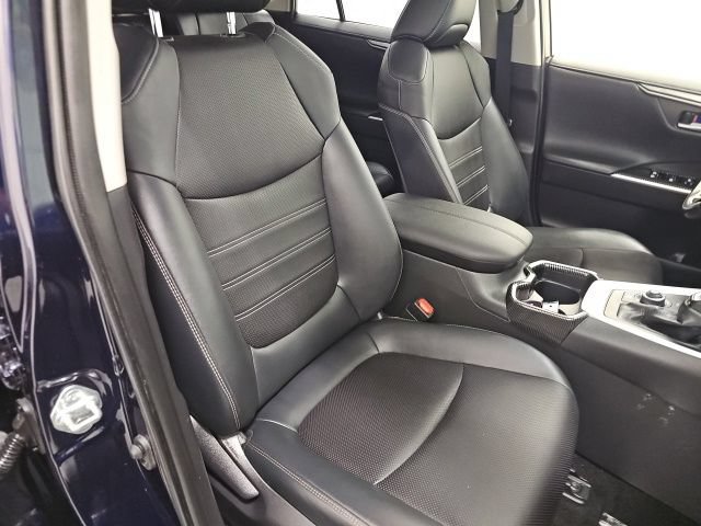 2020 Toyota RAV4 Limited - Photo 38
