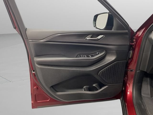 2023 Jeep Grand Cherokee Altitude - Photo 19