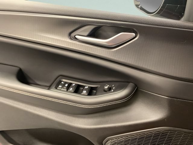 2023 Jeep Grand Cherokee Altitude - Photo 18