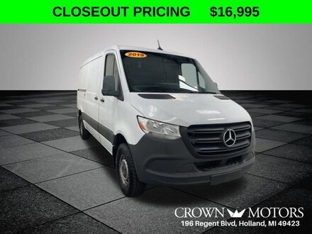 2019 Mercedes-Benz Sprinter 1500 Standard Roof I4 Van Cargo Van
