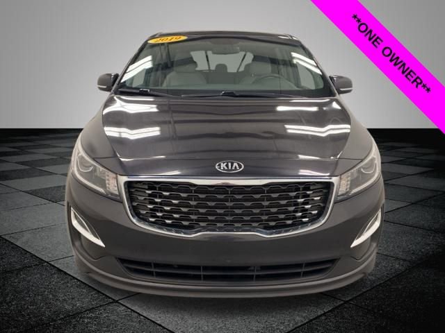 2019 Kia Sedona LX photo 2