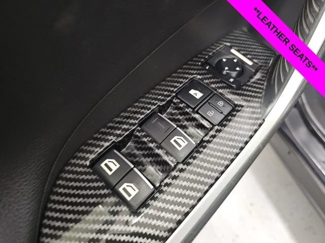 2020 Toyota RAV4 Limited - Photo 13
