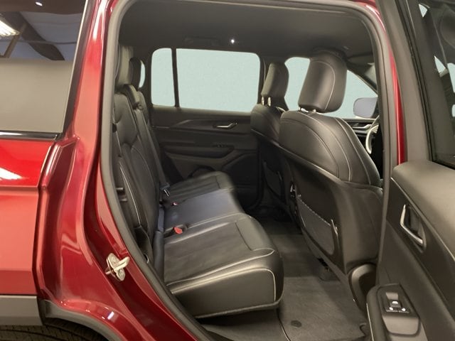 2023 Jeep Grand Cherokee Altitude - Photo 25