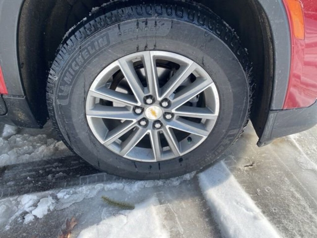 Used 2023 Chevrolet Traverse LT Cloth w/1LT SUV