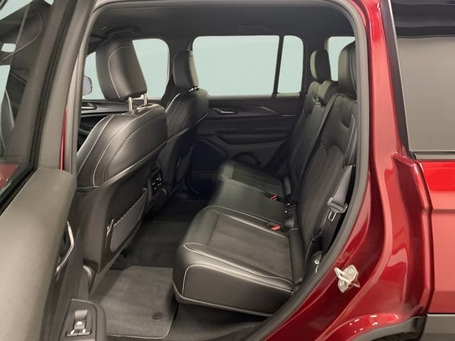 2023 Jeep Grand Cherokee Altitude - Photo 20