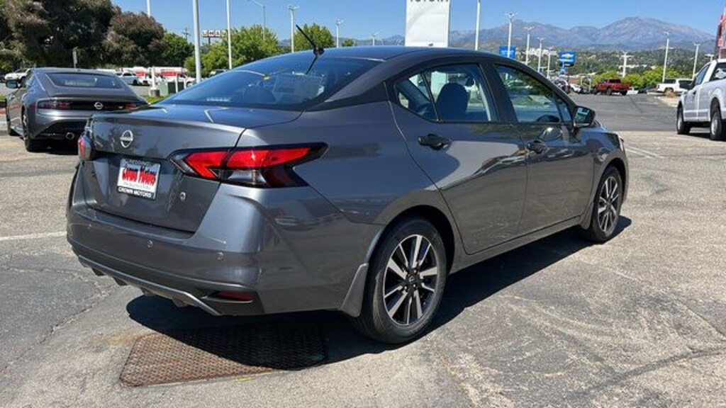 New 2025 Nissan Versa 1.6 S Sedan