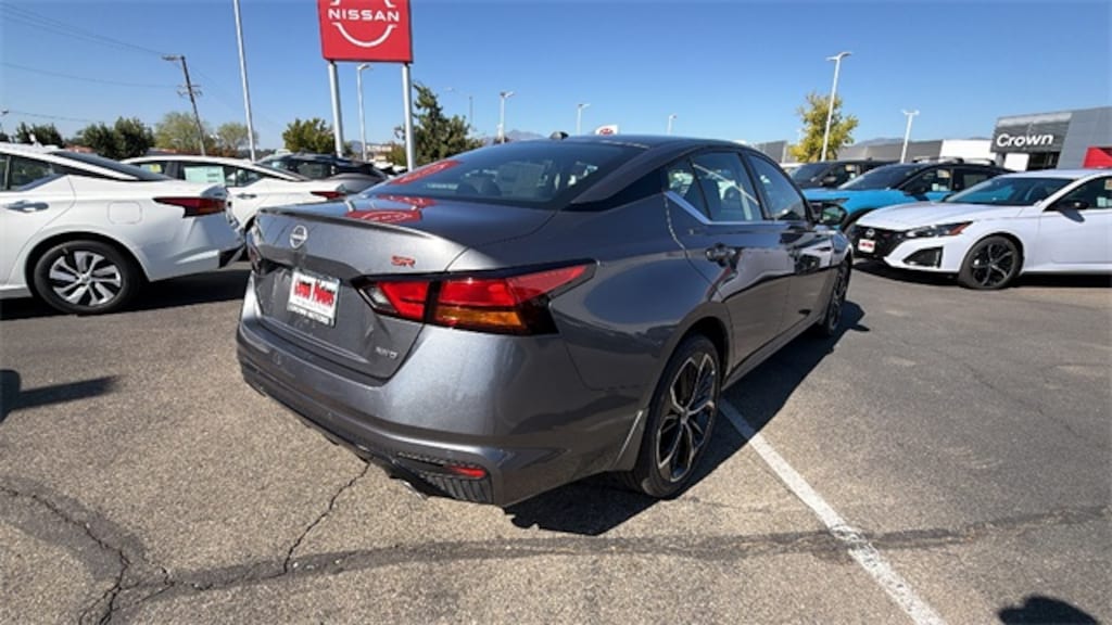 New 2025 Nissan Altima 2.5 SR Sedan