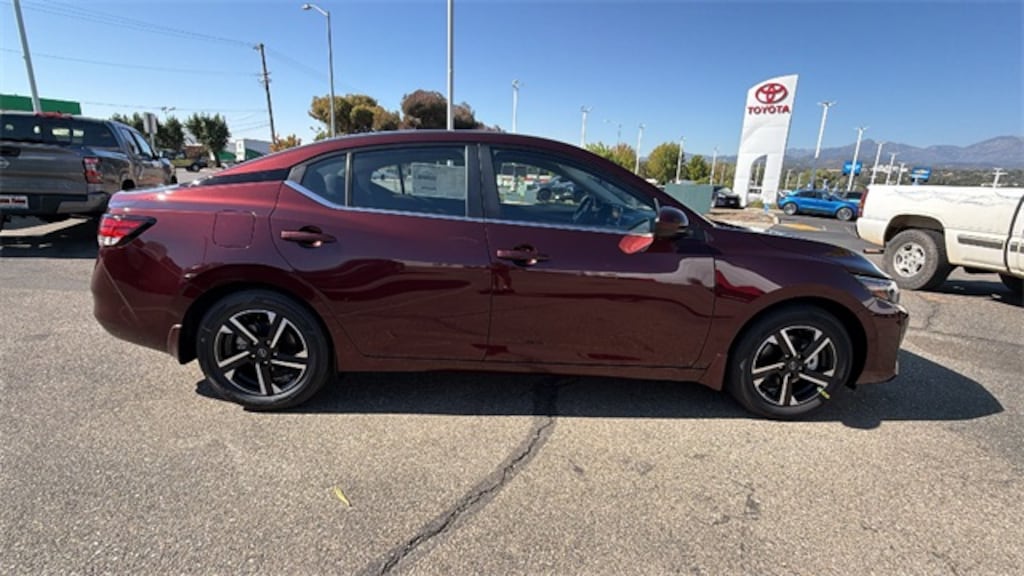 New 2025 Nissan Sentra SV Sedan