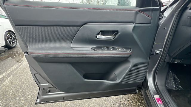 2025 Nissan Kicks SR AWD - Photo 20