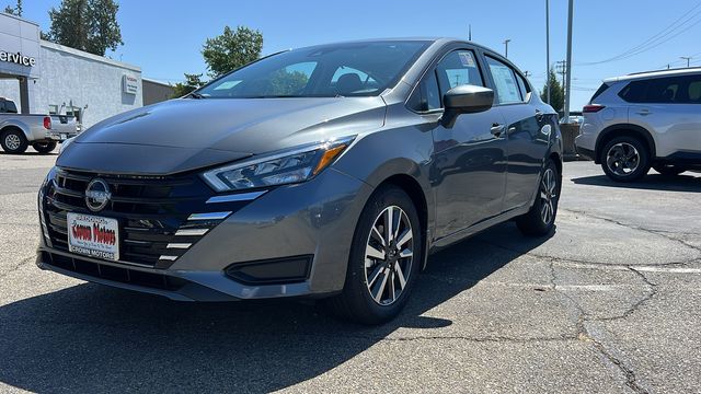 2025 Nissan Versa Sedan SV - Photo 9