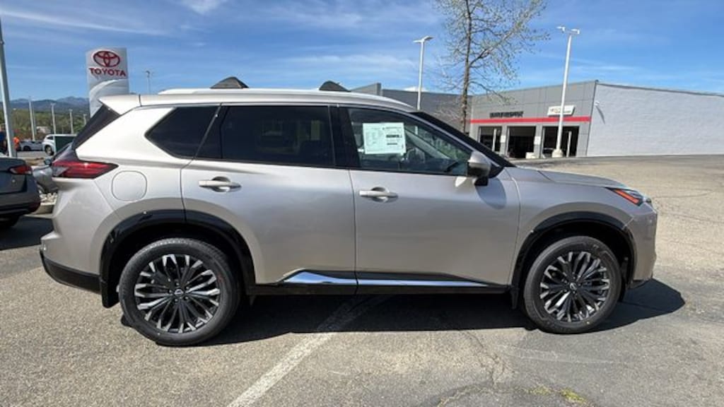 New 2026 Nissan Rogue Platinum SUV