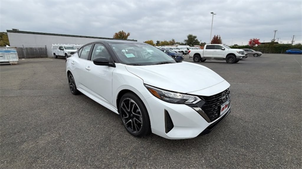New 2025 Nissan Sentra SR Sedan