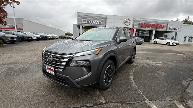 2026 Nissan Rogue SV's photo