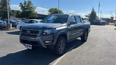 2025 Nissan Frontier SV Truck