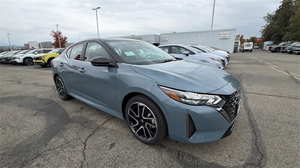 New 2025 Nissan Sentra SR Sedan