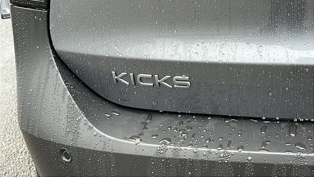 2025 Nissan Kicks SR AWD - Photo 13