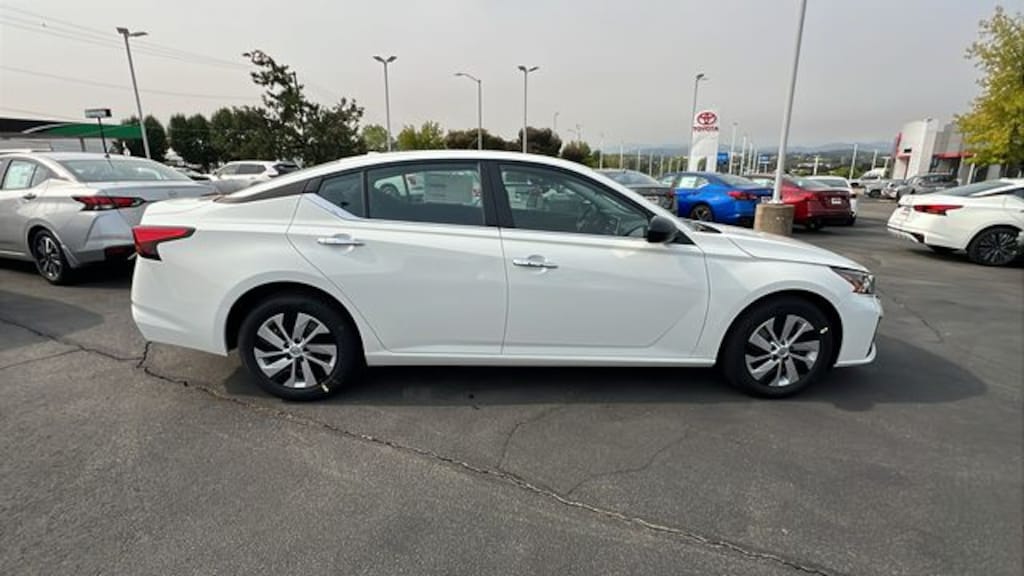 New 2025 Nissan Altima 2.5 S Sedan