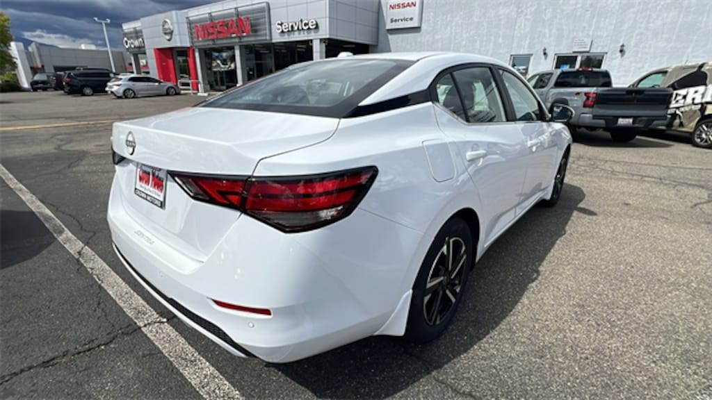 New 2025 Nissan Sentra SV Sedan