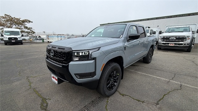 2026 Nissan Frontier SV's photo