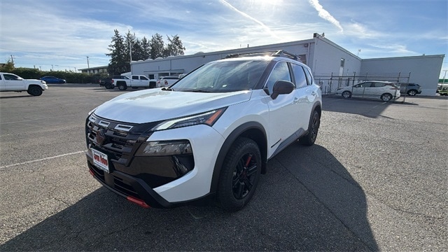 2026 Nissan Rogue Rock Creek's photo