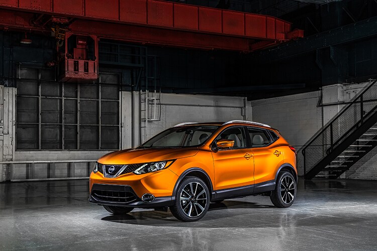 nissanrouge.jpg