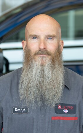 Staff member Darryl Darnell  from ID_b7828bad28be