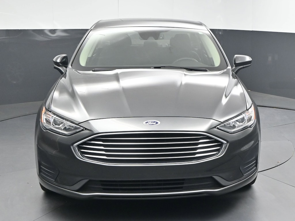 Used 2019 Ford Fusion SE Sedan