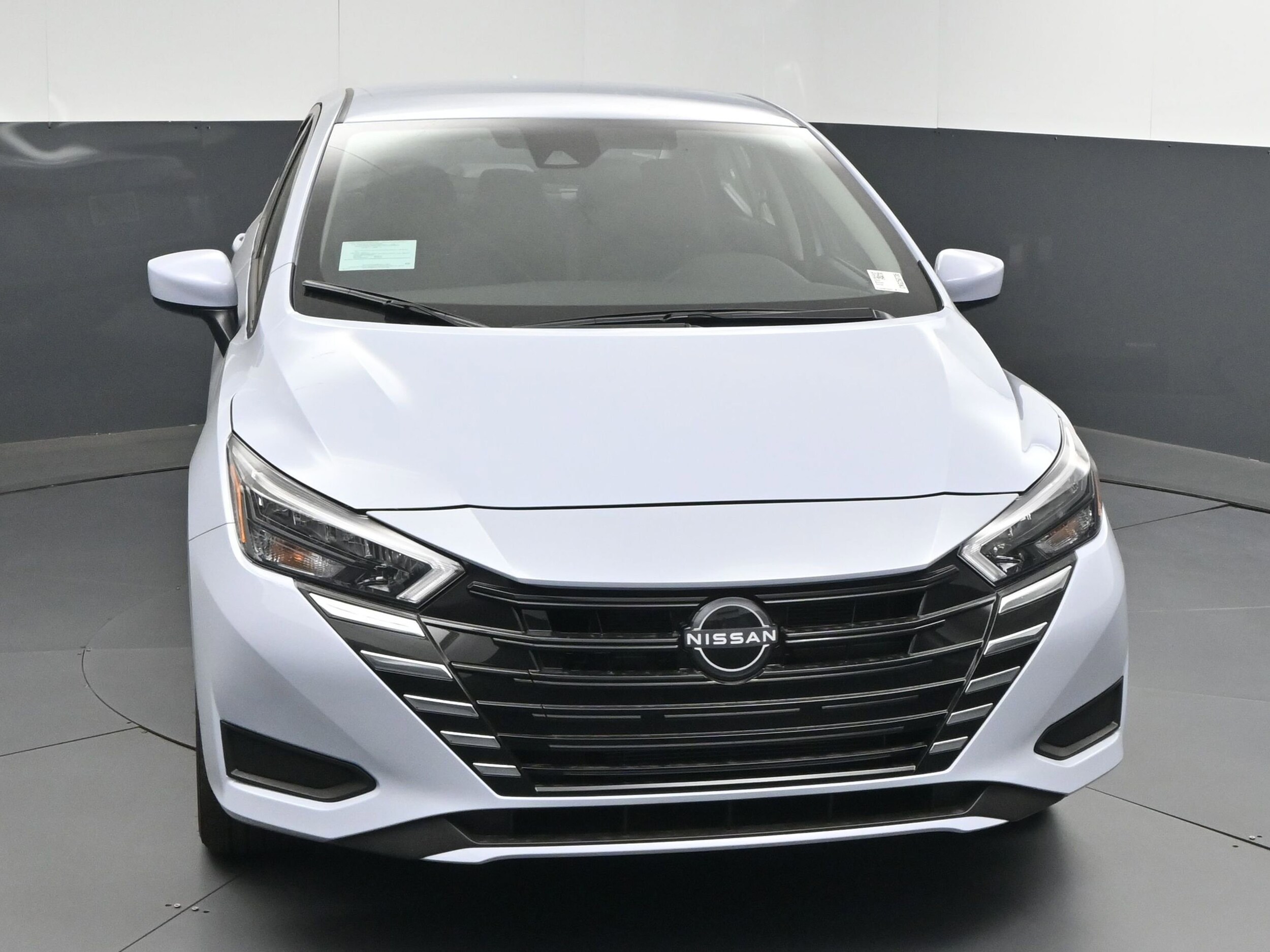 2025 Nissan Versa SV photo 2