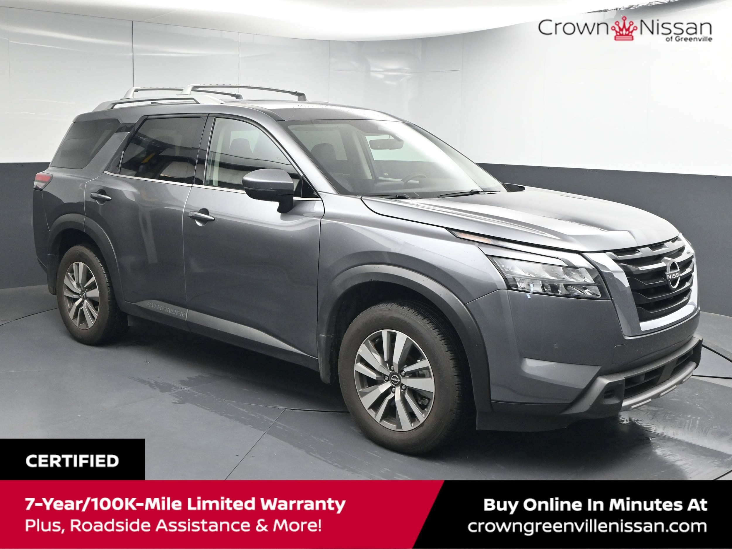 2025 Nissan Pathfinder SL