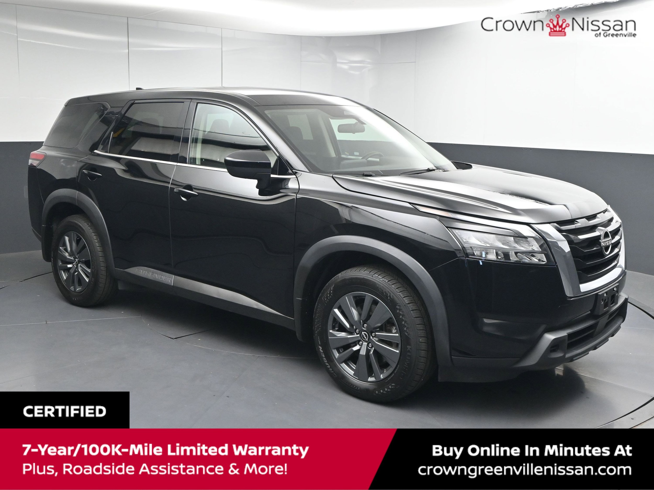 2024 Nissan Pathfinder S's photo