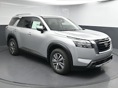 2025 Nissan Pathfinder SL SUV