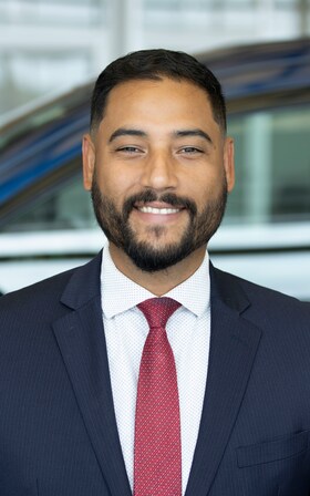 Staff member Danny Estrella  from ID_5d938e392b40