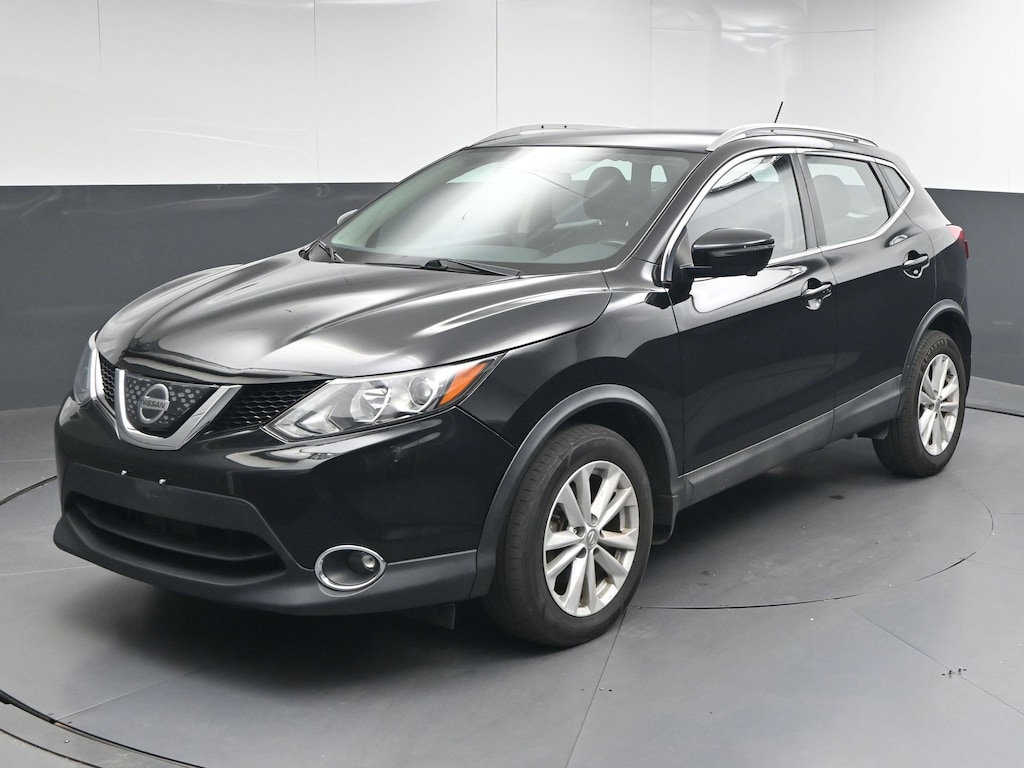 Used 2018 Nissan Rogue Sport SV SUV