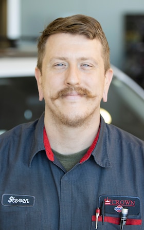Staff member Steven Raines from ID_b7828bad28be