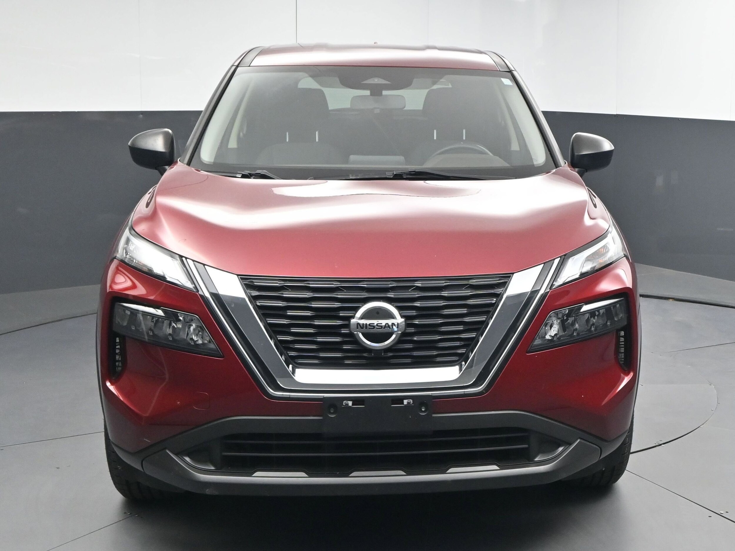 2021 Nissan Rogue S photo 2