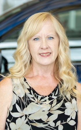 Staff member Laura McFarlane from ID_e2db391cbc31