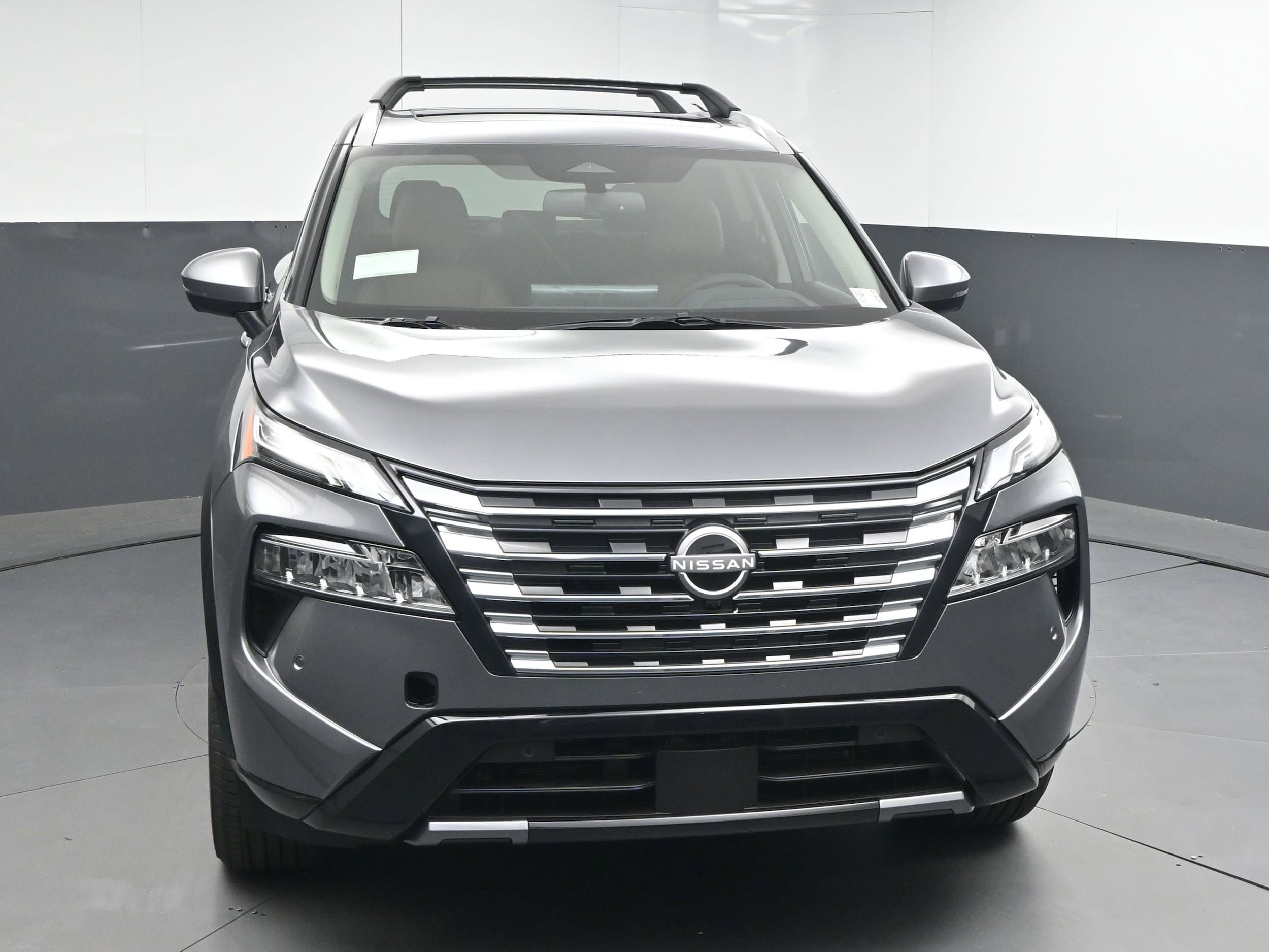 2026 Nissan Rogue Platinum's photo