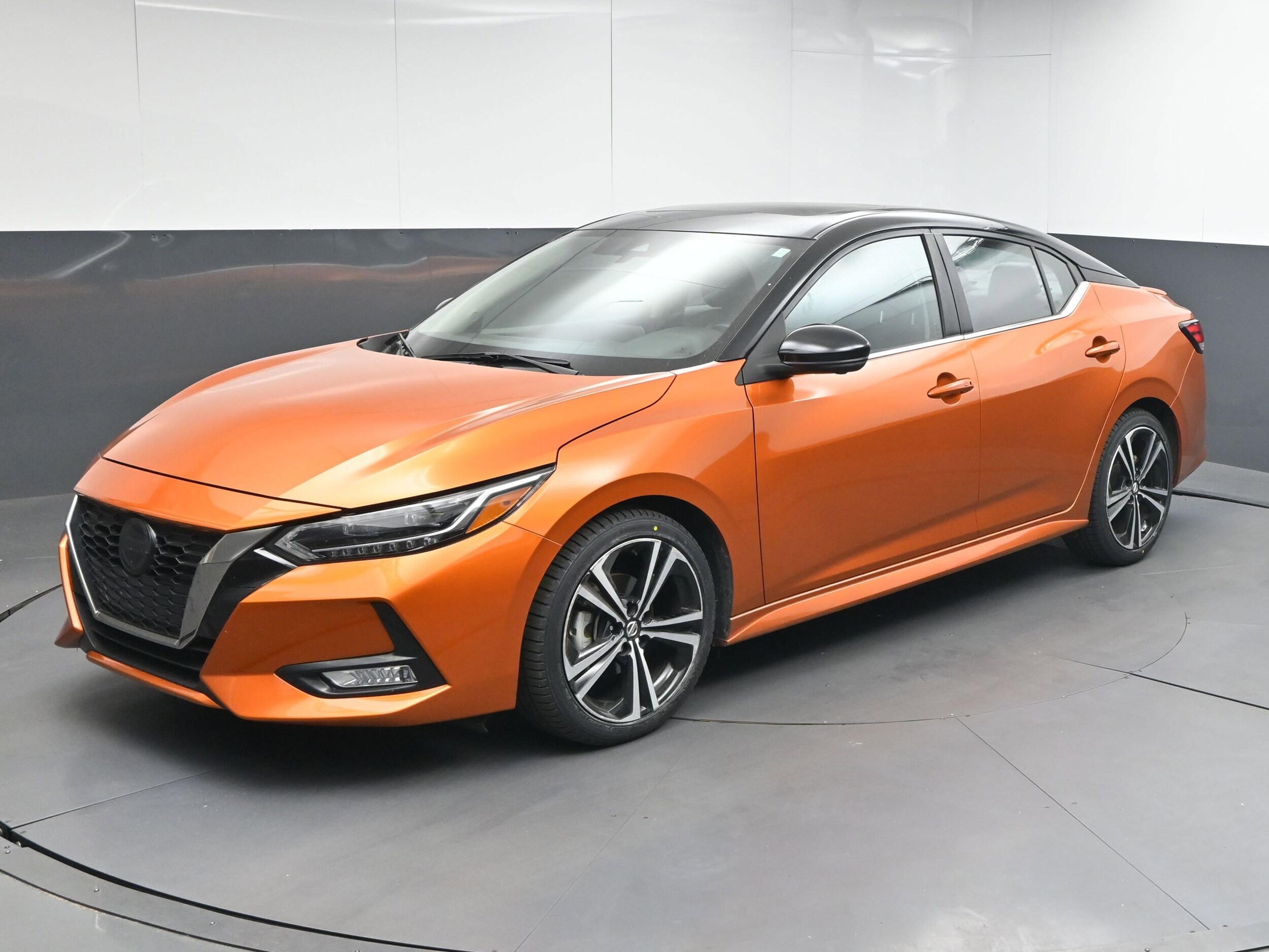 2023 Nissan Sentra SR photo 4