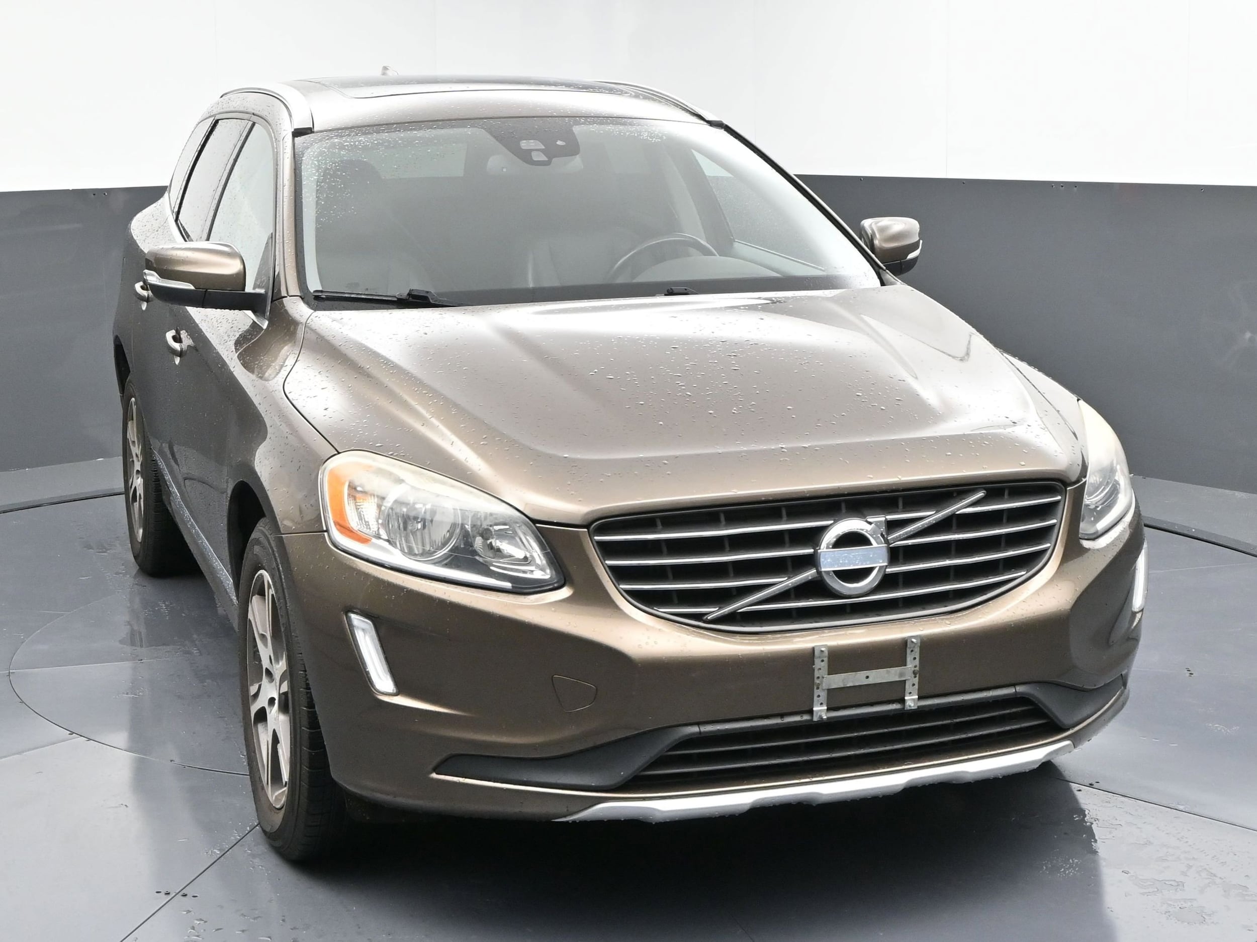 Used 2015 Volvo XC60 T6 with VIN YV4902RB7F2583944 for sale in Greenville, SC