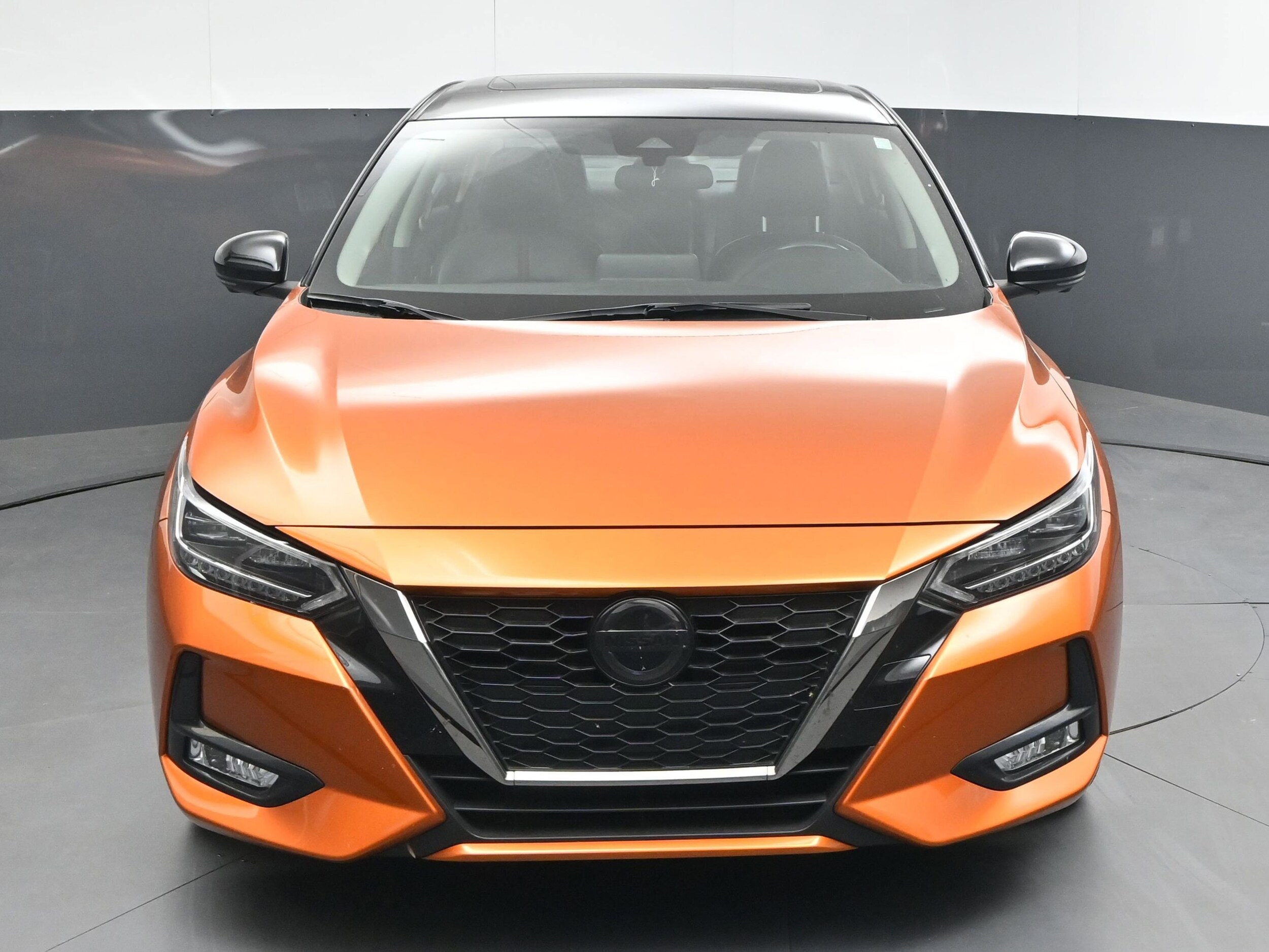 2023 Nissan Sentra SR photo 2