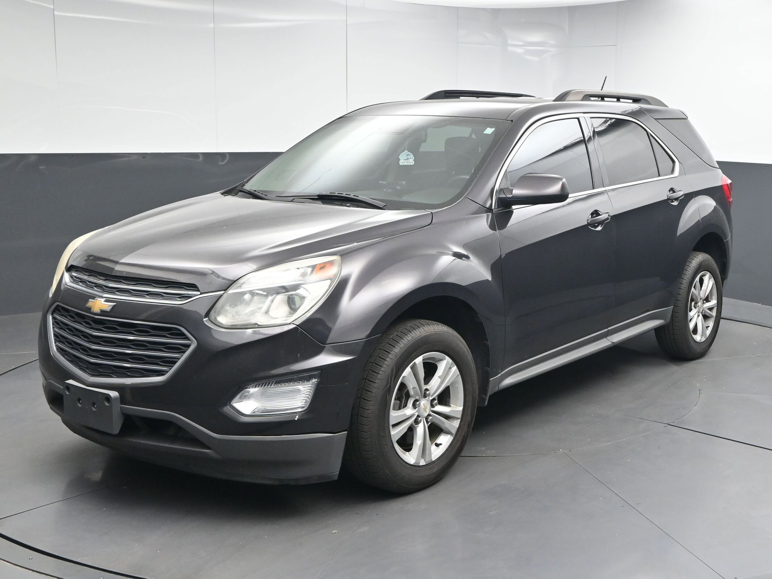 2016 Chevrolet Equinox LT photo 4