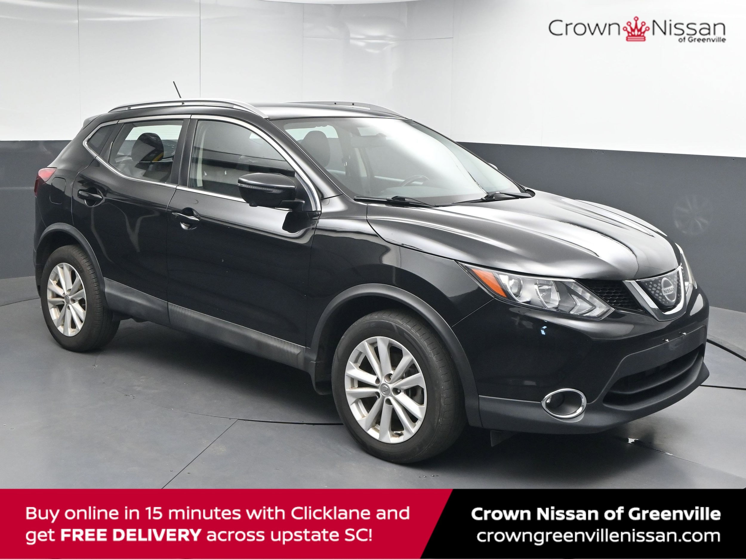 2018 Nissan Rogue Sport SV's photo