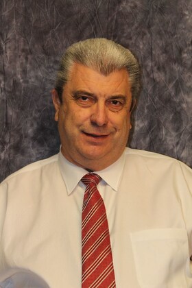 Staff member Steve Roberts from ID_2932b9151ba7