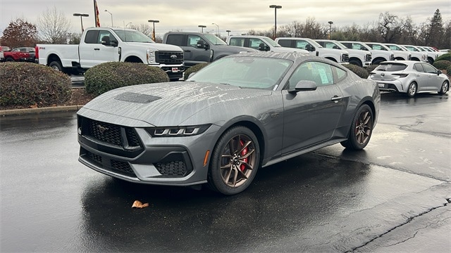 2025 Ford Mustang Coupe 