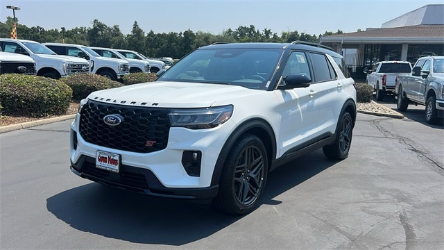 2025 Ford Explorer SUV 