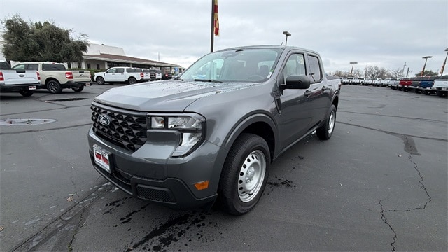 2026 Ford Maverick XL's photo