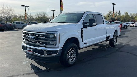 2025 Ford F-250SD Lariat Truck